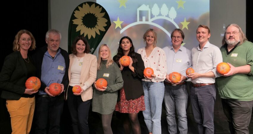 K1600_Bezirksverbandsvorstand_27_10_24 Unser Bezirksverbandsvorstand: Verena Verspohl, Rainer Bode, Anja Beiers, Teresa Pflogsch, Janina Singh, Isabelle Wewers, Thomas Reimann, Jan-Niclas Gesenhues und Jens Steiner.